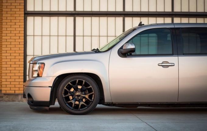 22" Rims Chevrolet Replica Wheels Silverado Tahoe Yukon Sierra Chrome GY Eagle 5656 5