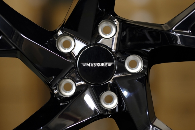 Custom 24x10 24x12 Inch Cnc Machining Forged Alloy Wheels For Mansory URUS 1