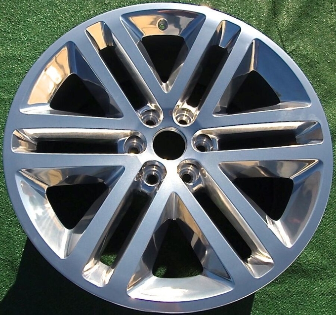 22x9.5 Polished Replacement Ford Replica Wheels 3993 For 2015-2017 Ford Expedition 0